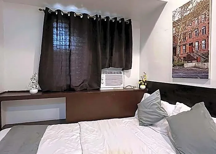 Bgc Edsa 3*