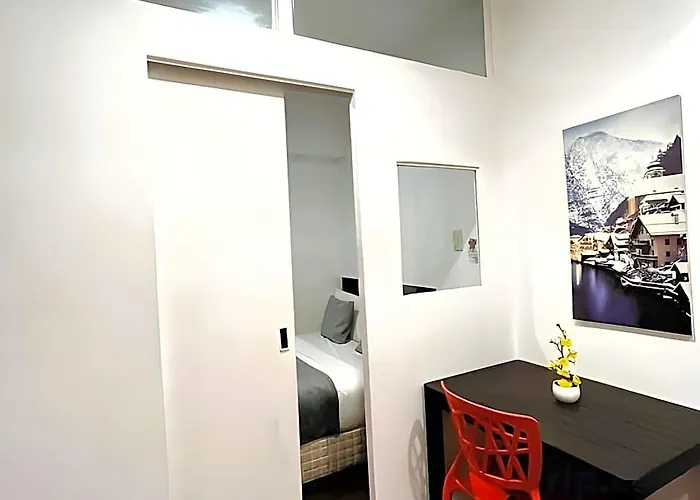 Bgc Edsa 3*